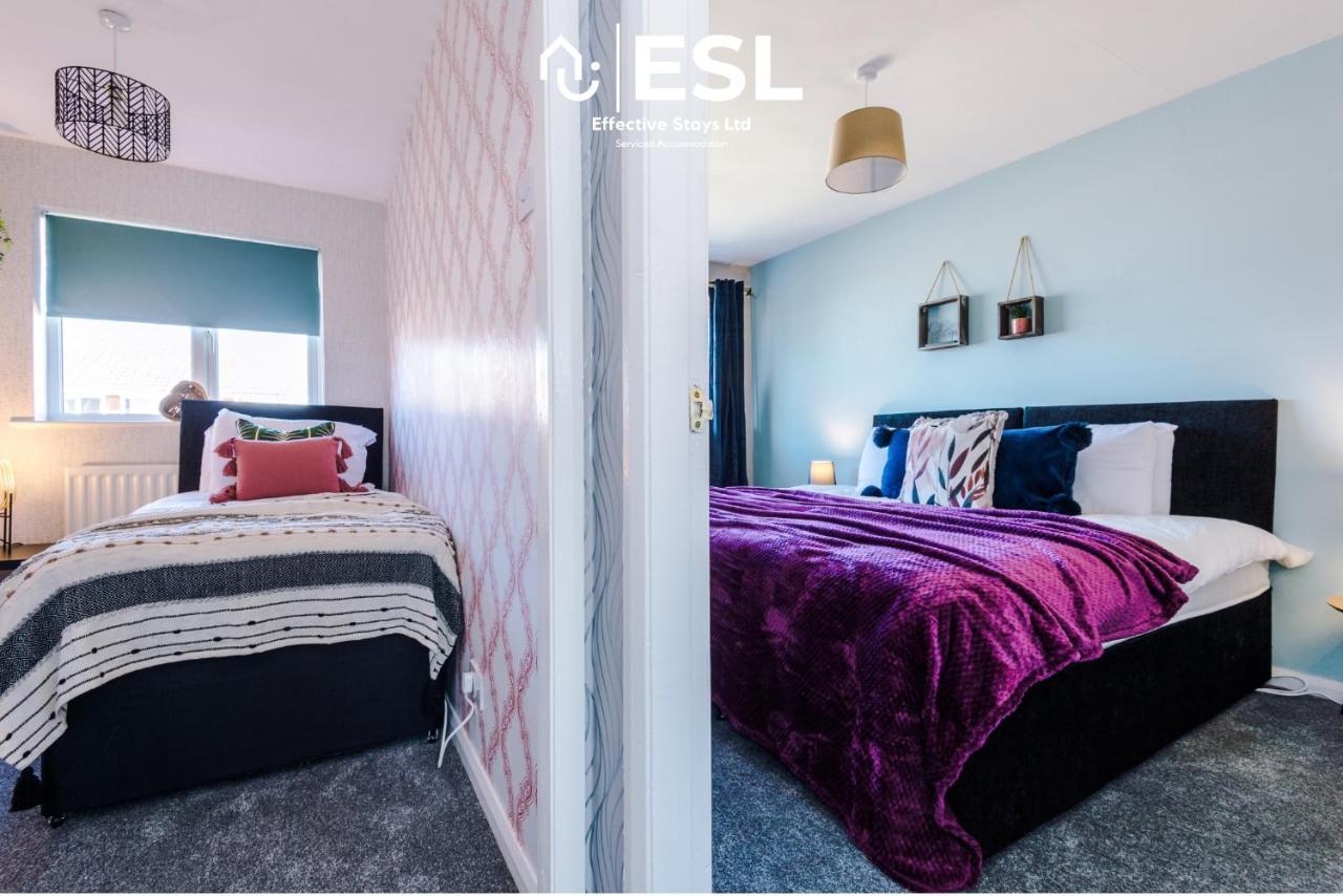 3 Bedroom House With Garden And Driveway Parking - Less Than 10 Mins From Chester City Centre 외부 사진